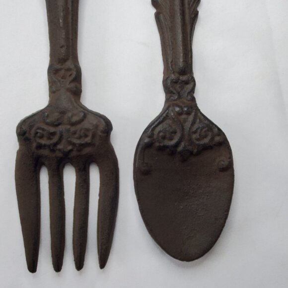 Vintage Cast Iron Spoon and Fork 11” Rustic Farm House Wall Kitchen Dining Decor - Picture 12 of 12